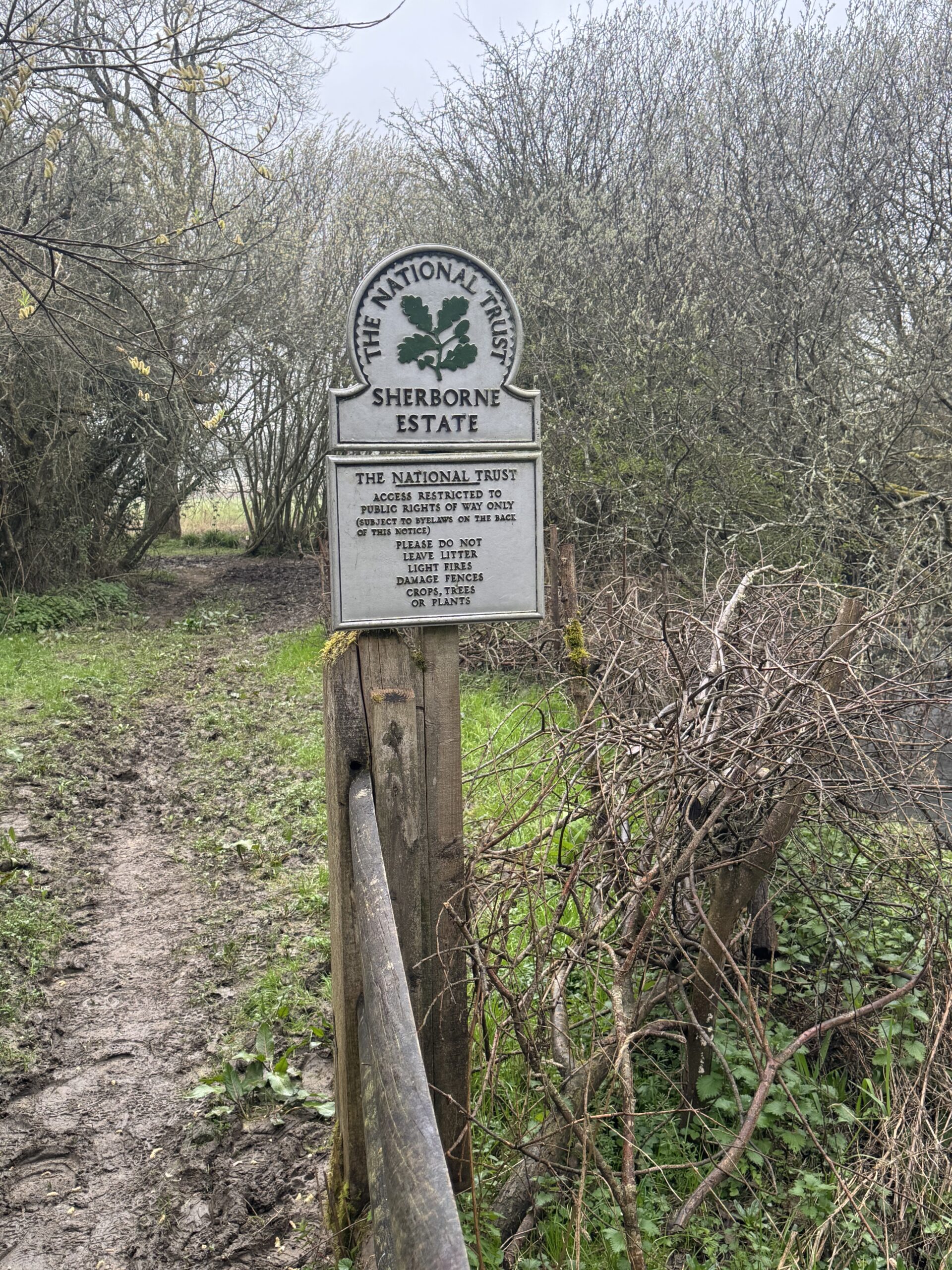 Bourton-on-the-Water & Sherborne Estate Circular